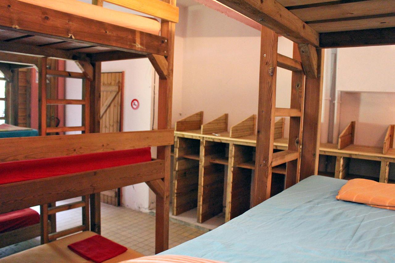 E.Gwada Hostel Le Gosier  Luaran gambar
