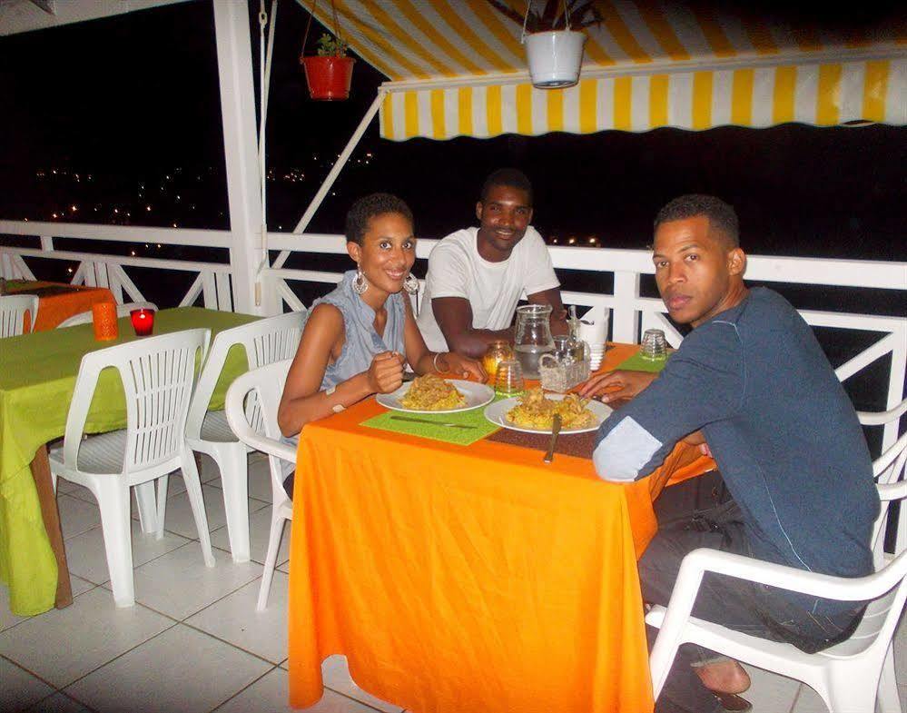 E.Gwada Hostel Le Gosier  Luaran gambar