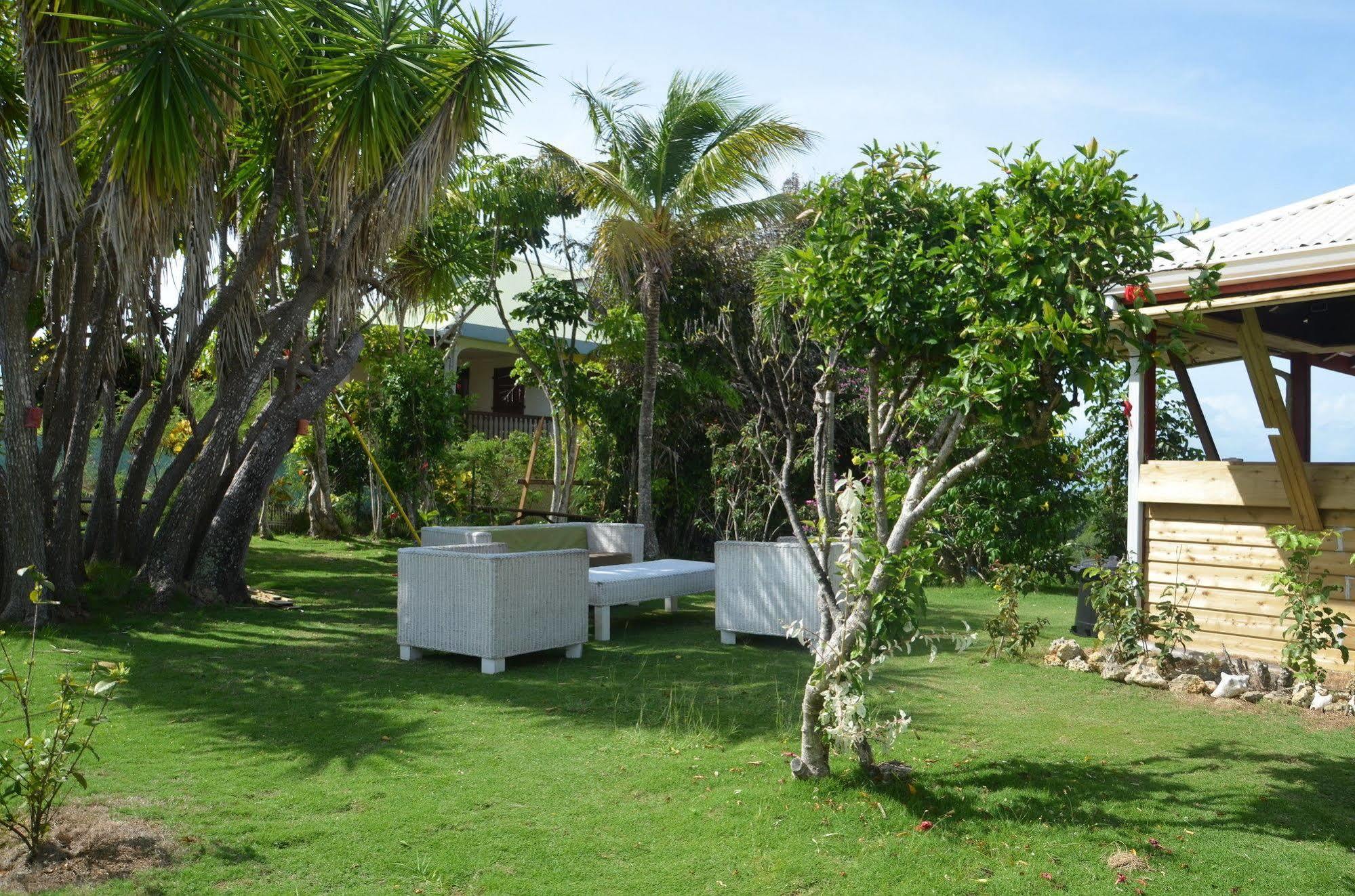E.Gwada Hostel Le Gosier  Luaran gambar