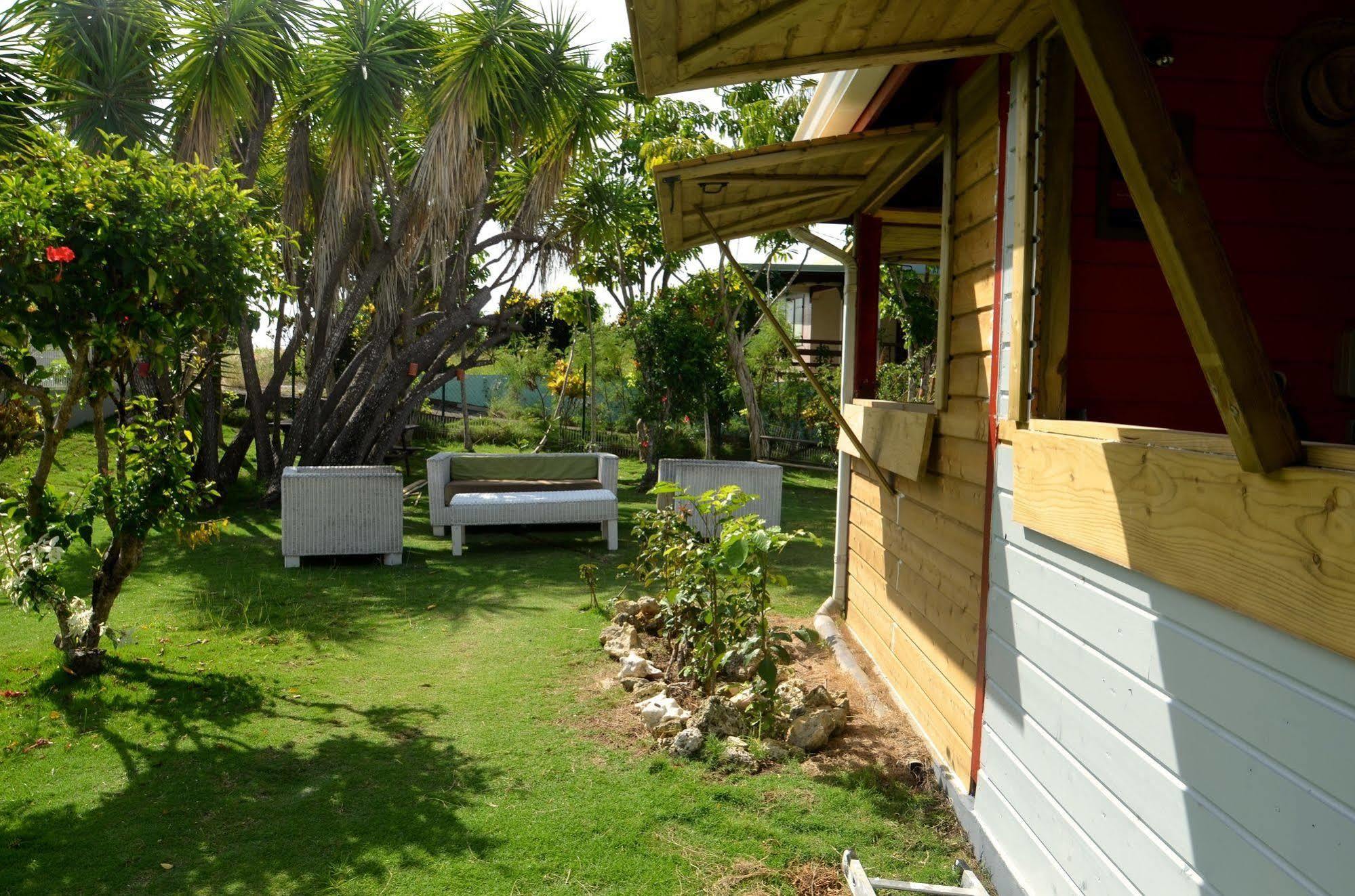 E.Gwada Hostel Le Gosier  Luaran gambar