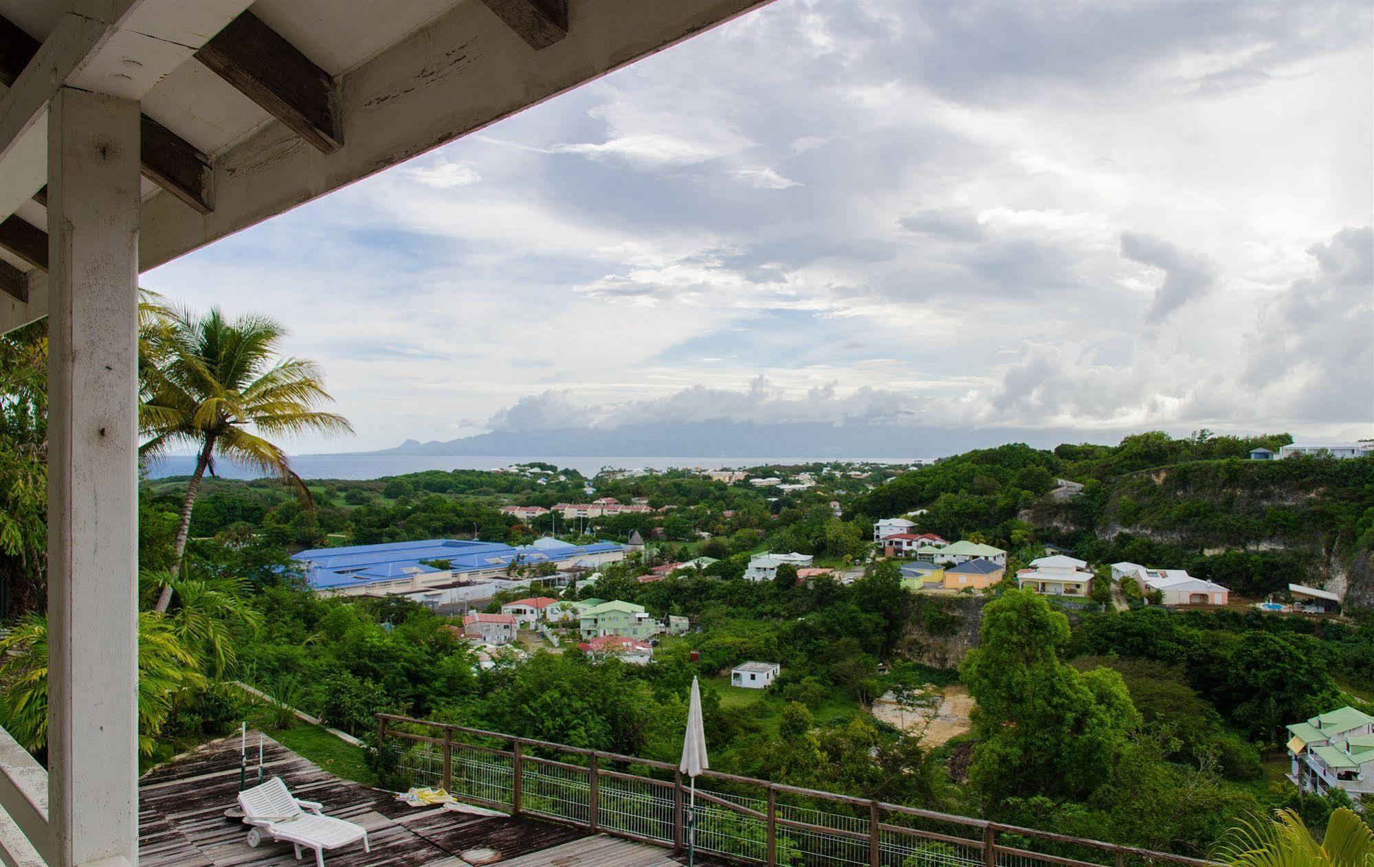 E.Gwada Hostel Le Gosier  Luaran gambar