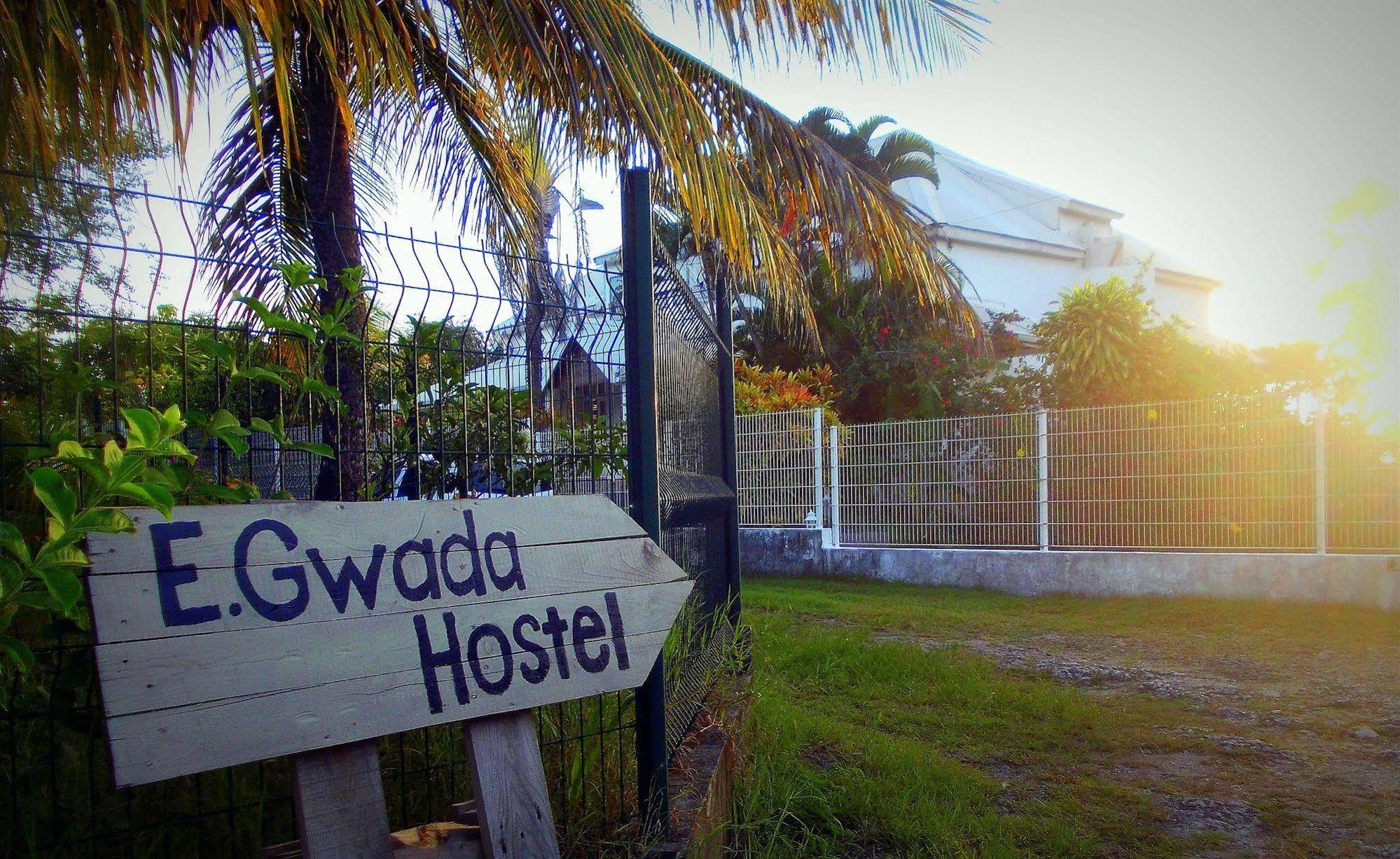E.Gwada Hostel Le Gosier  Luaran gambar